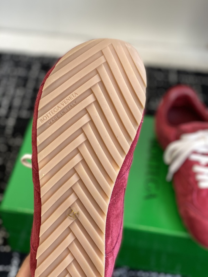 b0tt*ga Ven*ta sneaker