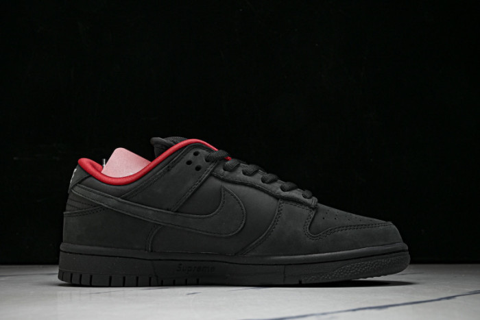 nike sb dunk low  Svp*me 94 black  hq8487-001