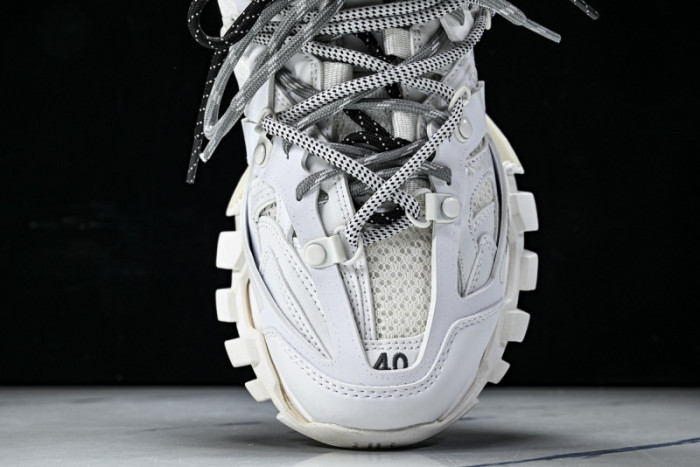 BLCG Track 800592 WTRHK 0310