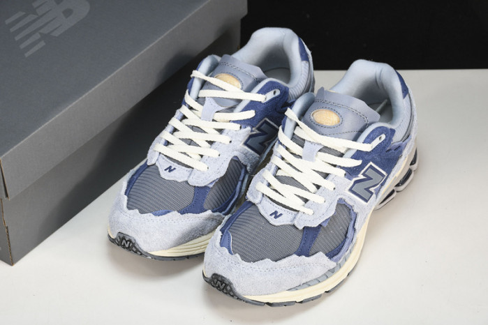 New Balance ‘Refined Future’ M2002RDI