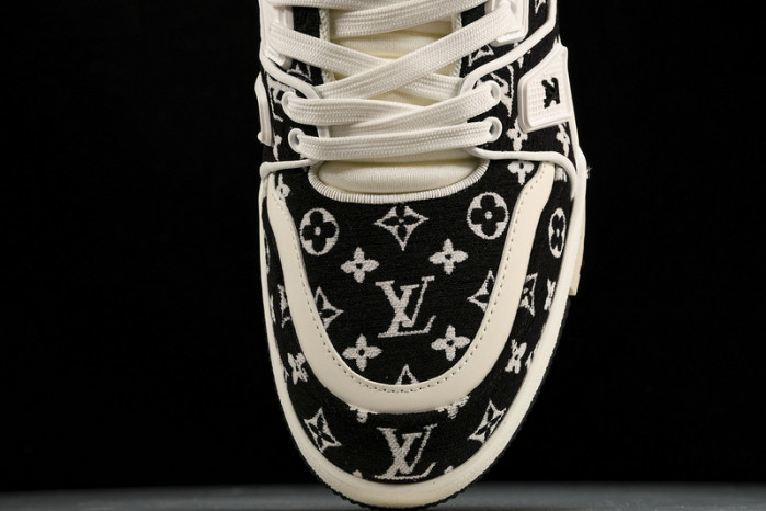 LV SNEAKER LOW 103004