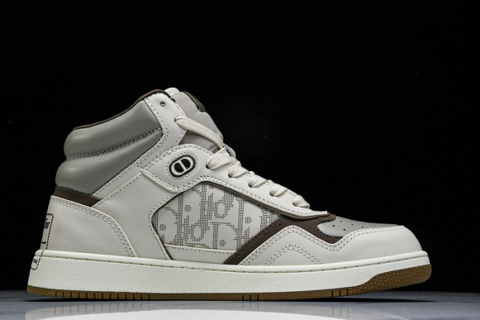 D10R B27 High Top Sneaker 10802