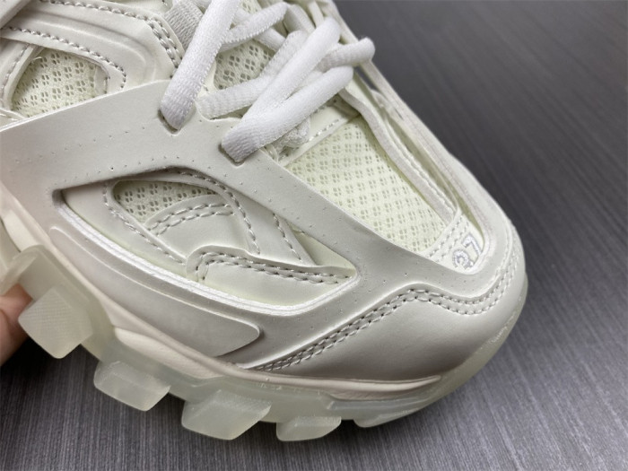 BLCG Track Trainer White Glow In The Dark  542436 W3CR1 9000