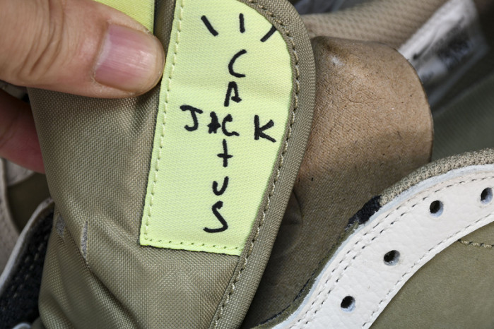 Travis Scott x Air Jordan 1 Low Golf FZ3124-200