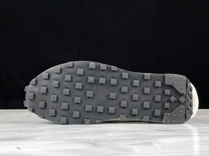 Nike LD Waffle Sacai Summit White  BV0073-100