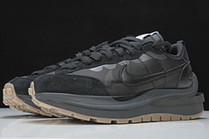 Nike Vaporwaffle Sacai Black Gum DD1875-001
