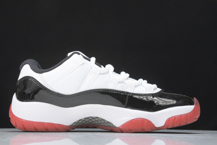 Air Jordan 11 Retro Low Concord Bred  AV2187-160