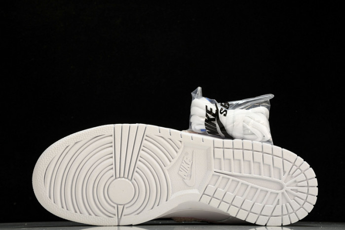 Parra x NIKE SB DUNK LOW CN4504-100