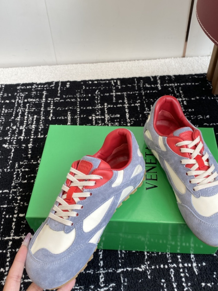 b0tt*ga Ven*ta sneaker