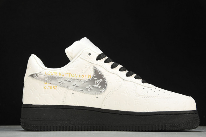 Nike Air Force 1 LV 022302