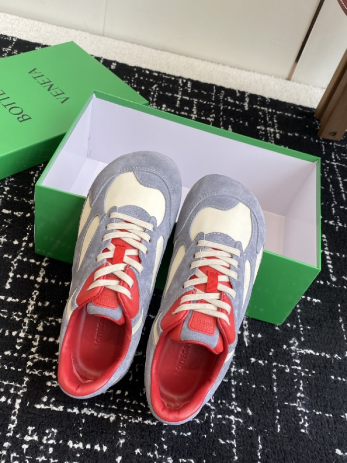 b0tt*ga Ven*ta sneaker