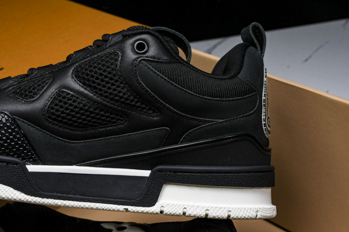 LV SNEAKER LOW 081501