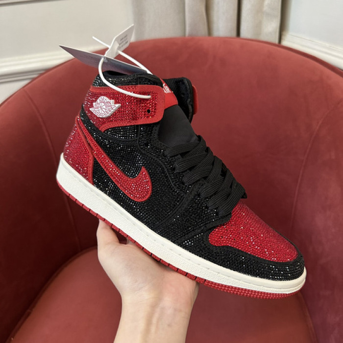 AIR JORDAN 1 RETRO  AJ-01