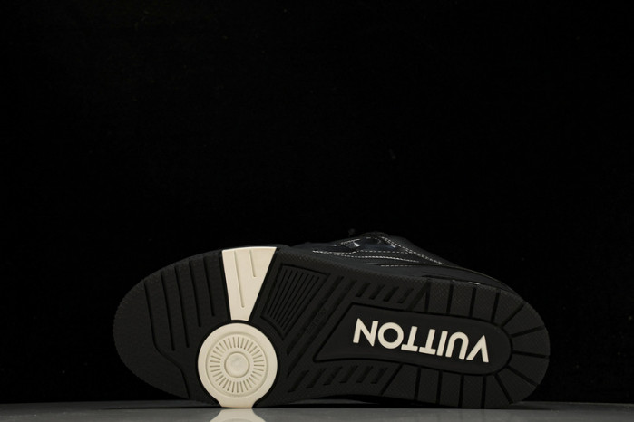 LV SNEAKER LOW   121202