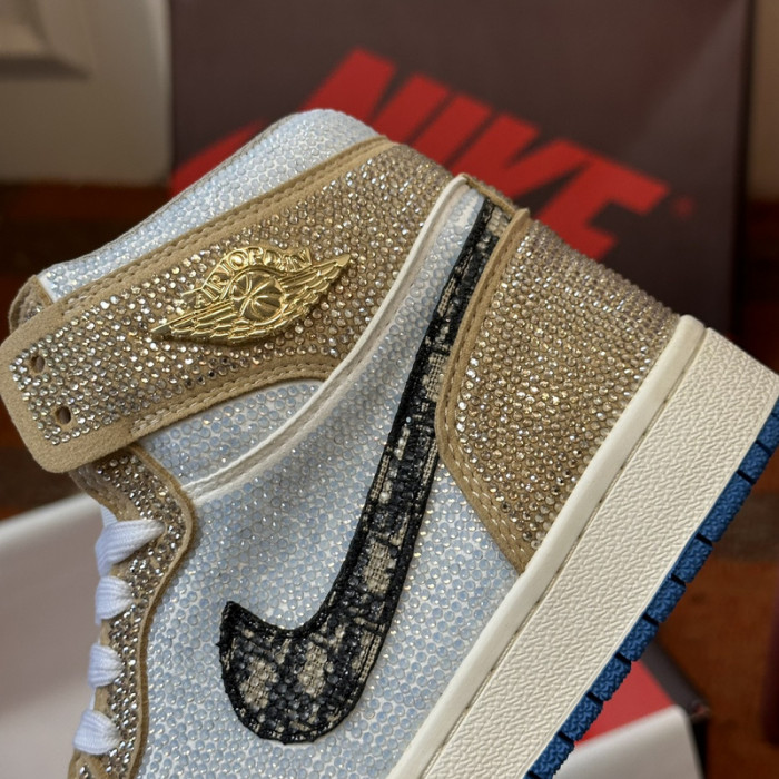 AIR JORDAN 1 RETRO  AJ-16