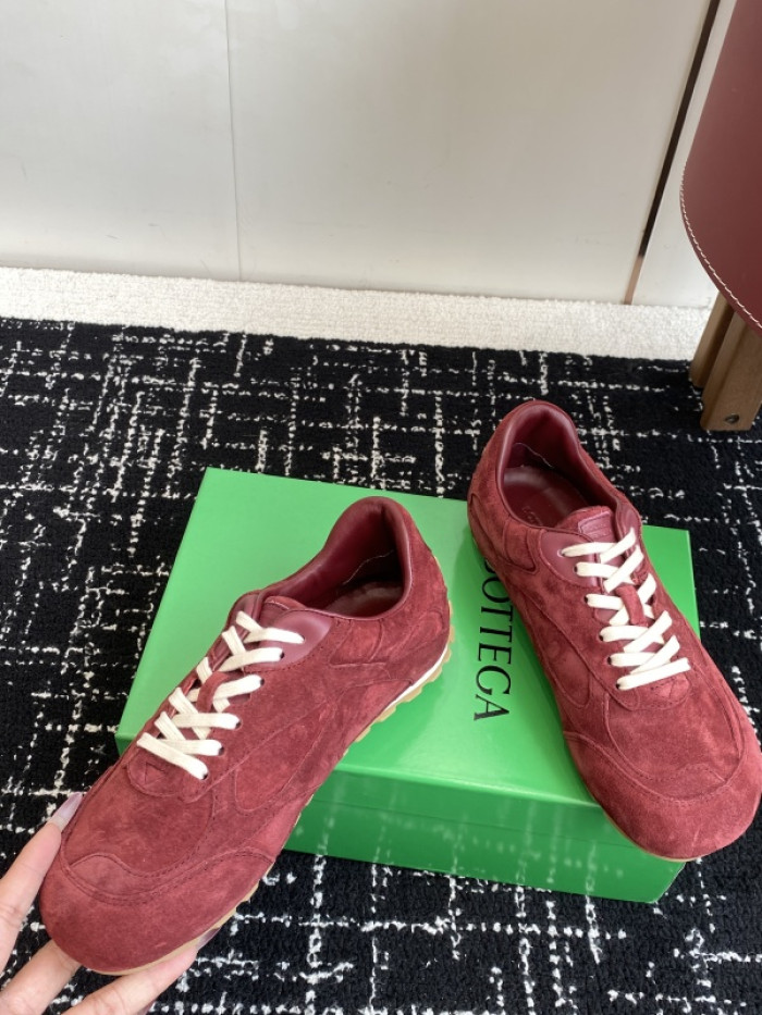 b0tt*ga Ven*ta sneaker