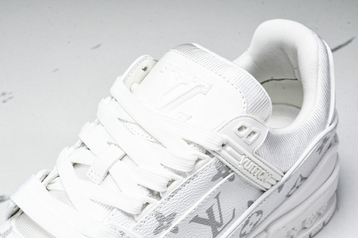 LV SNEAKER FOR-LV255