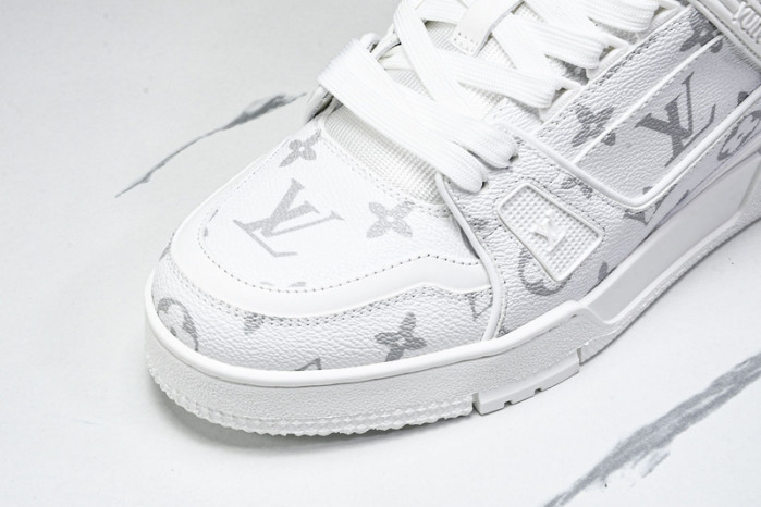 LV SNEAKER FOR-LV255