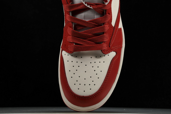 Travis Scott x Air Jordan 1 Low OG DM7890-103