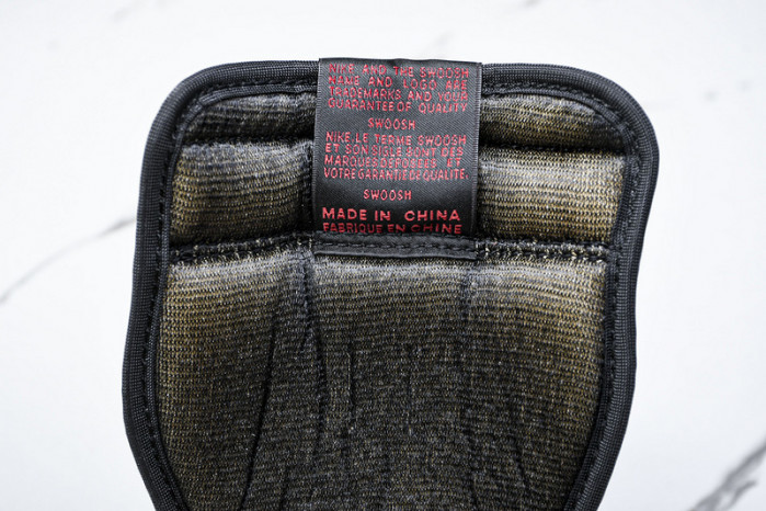 Air Jordan 1 High OG “Black Toe Reimagined”  DZ5485-106