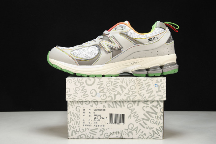 New Balance yeeshoes   ML2002RGD