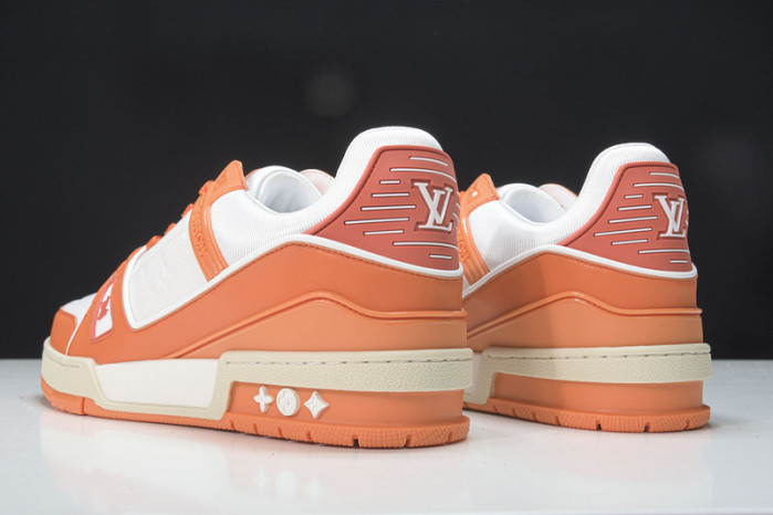 LV SNEAKER LOW YEE-005