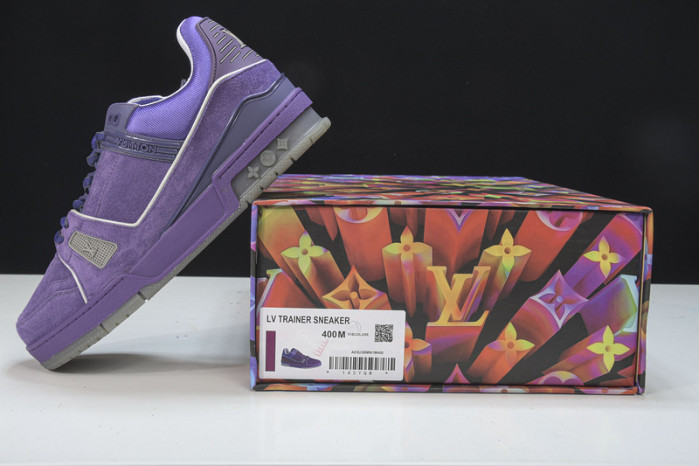 LV SNEAKER LOW YEE-009