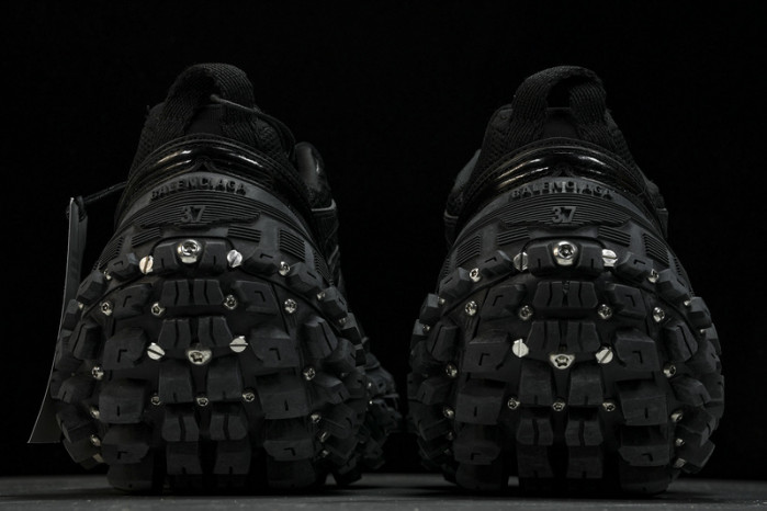 BLCG    Defender Rubber Platform Sneakers  W2RAD 1081