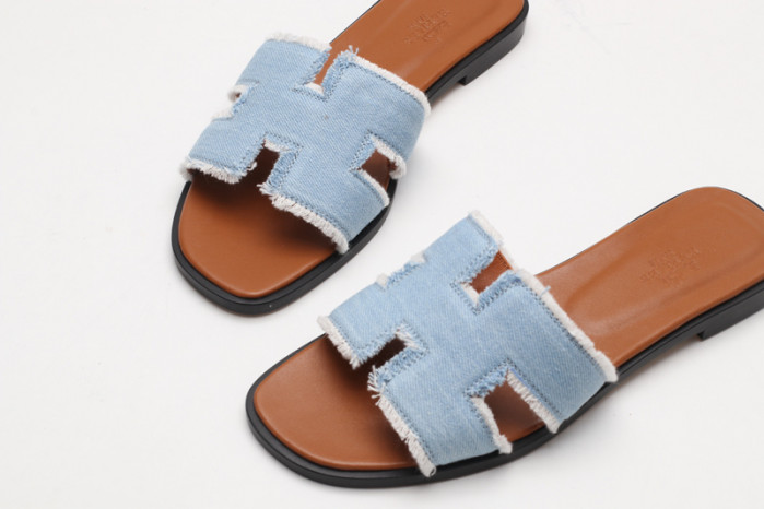 H*RMES  SLIDS   HM-17