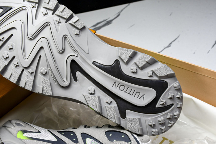 LV SNEAKER FOR-LV275