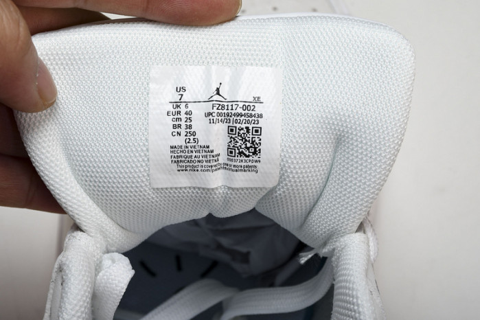 Travis Scott x Jordan Cut The Check FZ8117-002