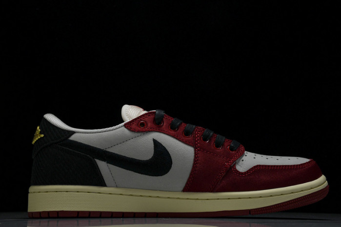 Trophy Room x Air Jordan 1 Low OG “Home” FN0432-100