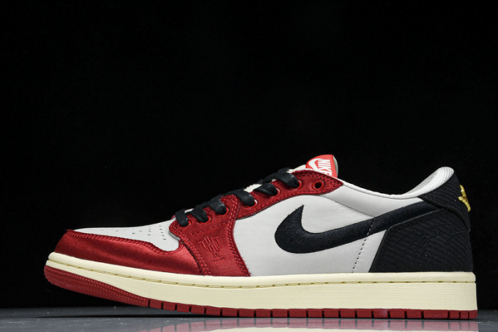 Trophy Room x Air Jordan 1 Low OG “Home” FN0432-100