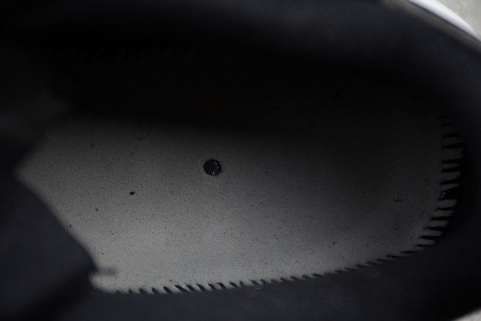 Jordan 11 Retro Low Barons  528895-010