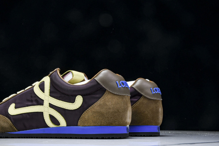 L*0ewe Ballet Runner LW-FOR12