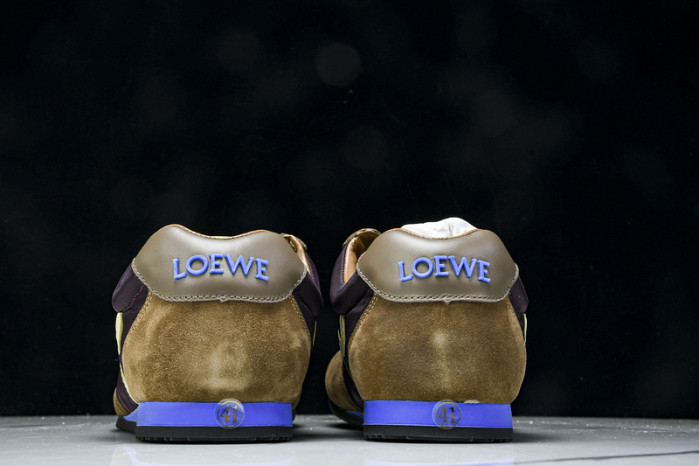 L*0ewe Ballet Runner LW-FOR12