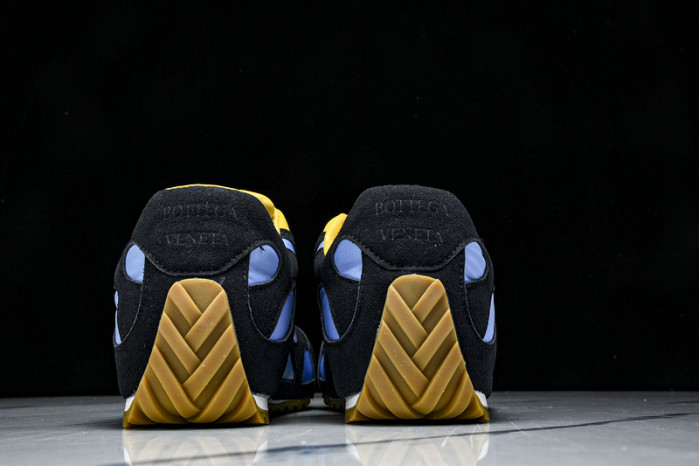 b0tt*ga Ven*ta sneaker