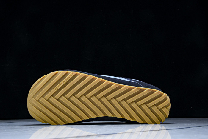 b0tt*ga Ven*ta sneaker