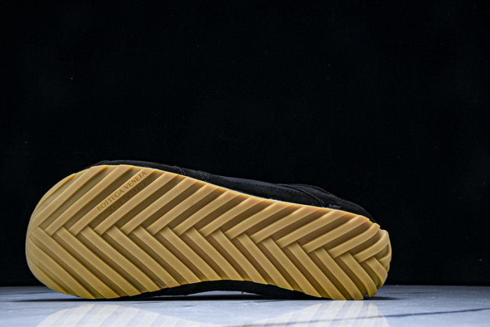 b0tt*ga Ven*ta sneaker