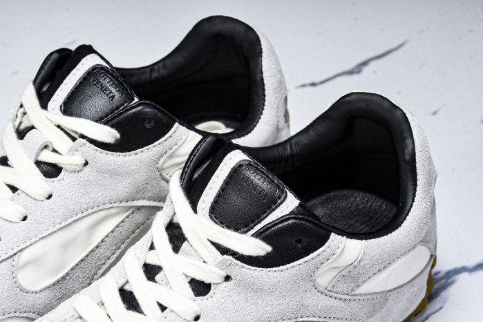 b0tt*ga Ven*ta sneaker