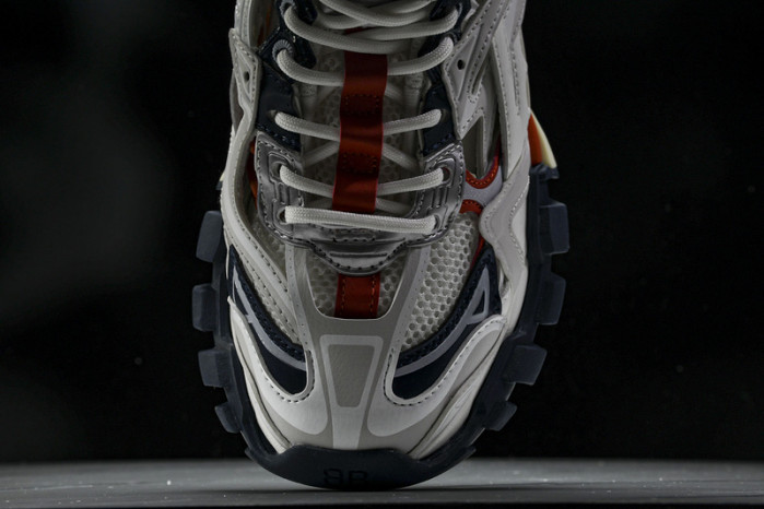 BLCG Track  2.0  W3AE2 1248