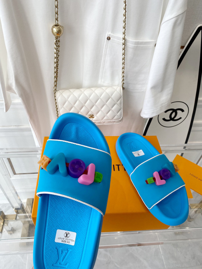LV SLIPPERS