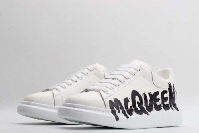 MQ Sneakers