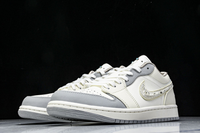 Air Jordan 1 Low  IH7323-100