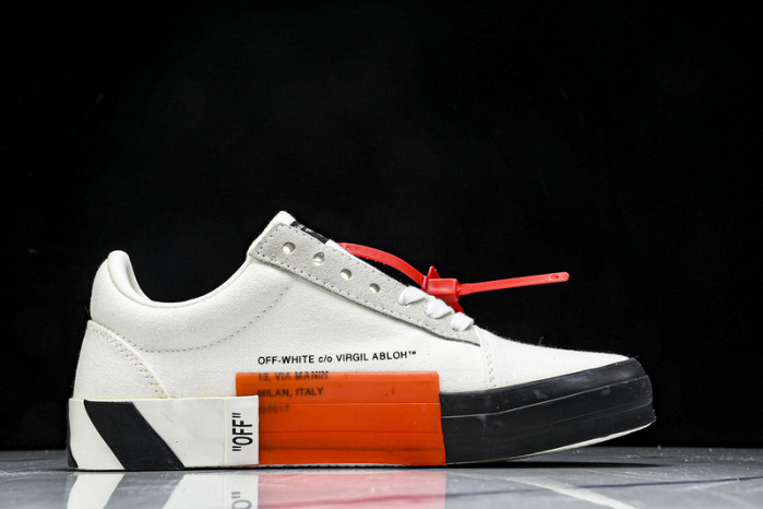 OF X  c/o Virgil Abloh Vulc Low Top 070901