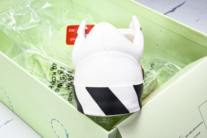 OF X  c/o Virgil Abloh Vulc Low Top 070901