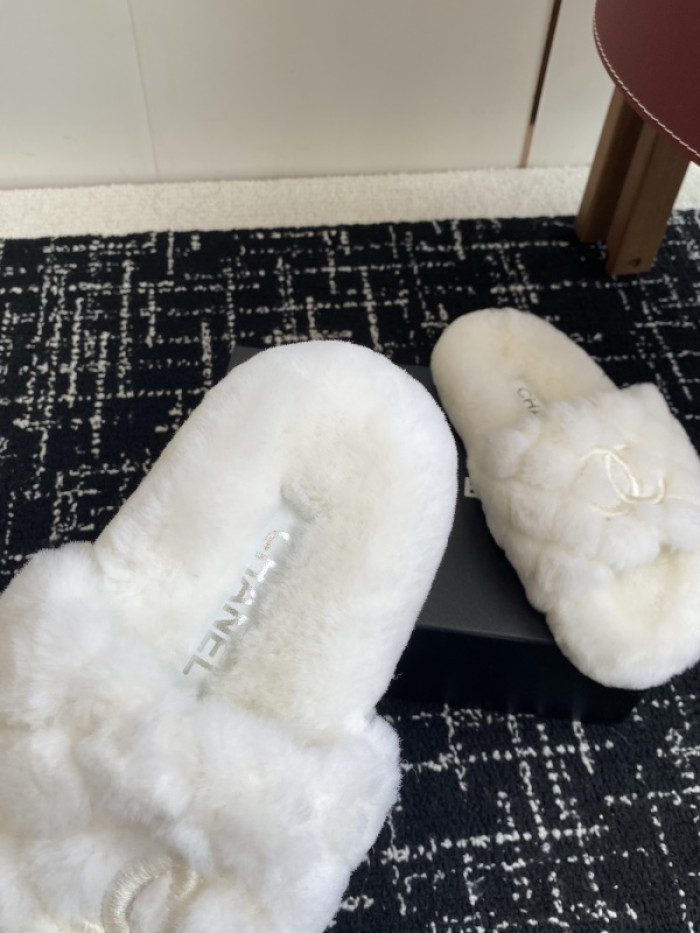 CH*NEL SLIPPERS