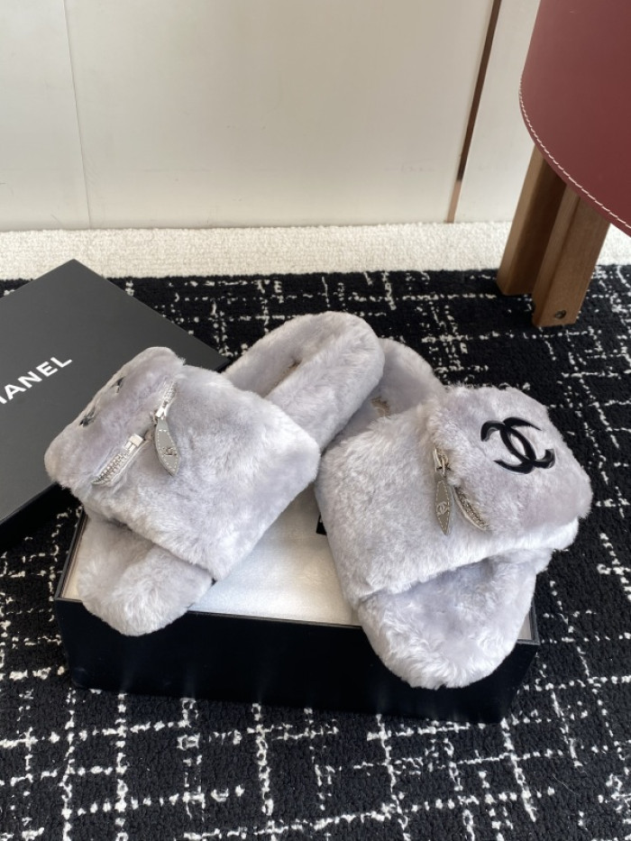 CH*NEL SLIPPERS