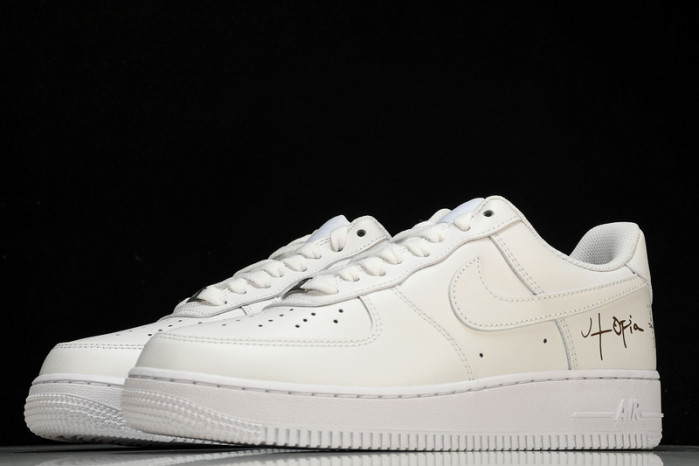 Travis Scott x Nike Air Force 1 