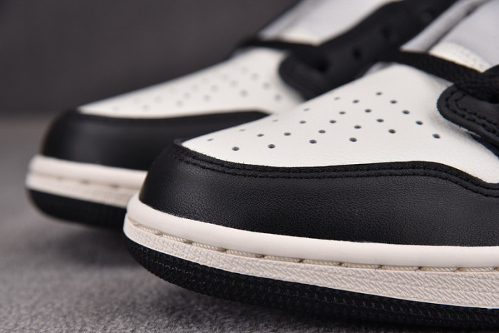 Air Jordan 1 Retro Low OG Mocha CZ0790-102